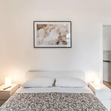 Apartamento V E N E R E *