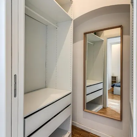 V E N E R E Apartment