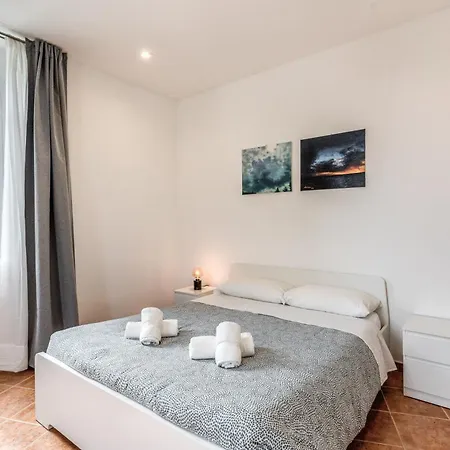 V E N E R E Apartment