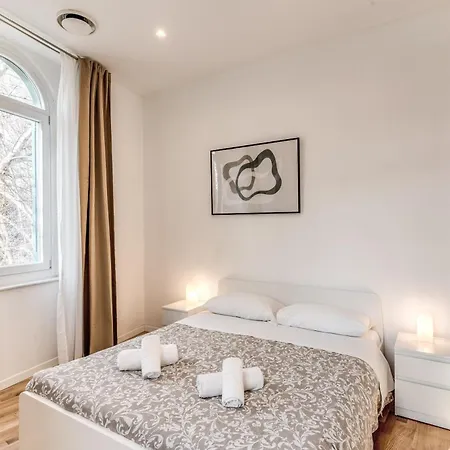 V E N E R E Apartment Rom