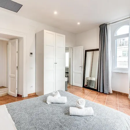 V E N E R E Apartamento