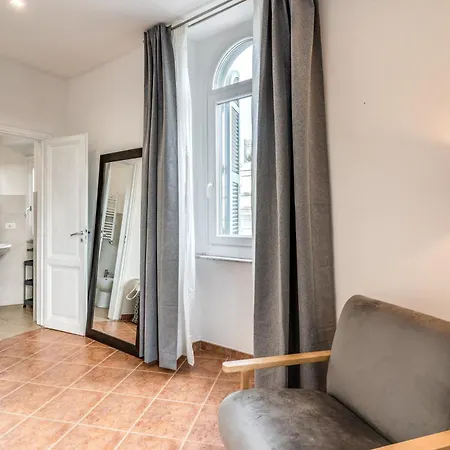 V E N E R E Apartamento Roma