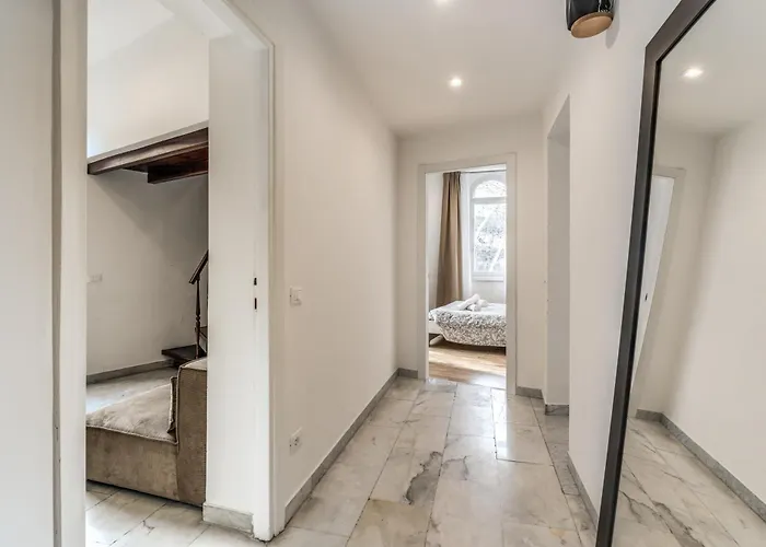 V E N E R E Appartement *