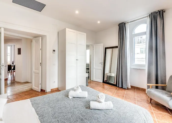 V E N E R E Apartment